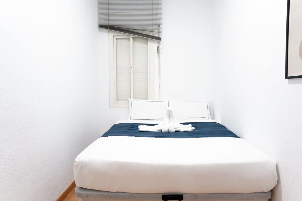 Plaza Urquinaona And Comfortable 3bd Barcellona